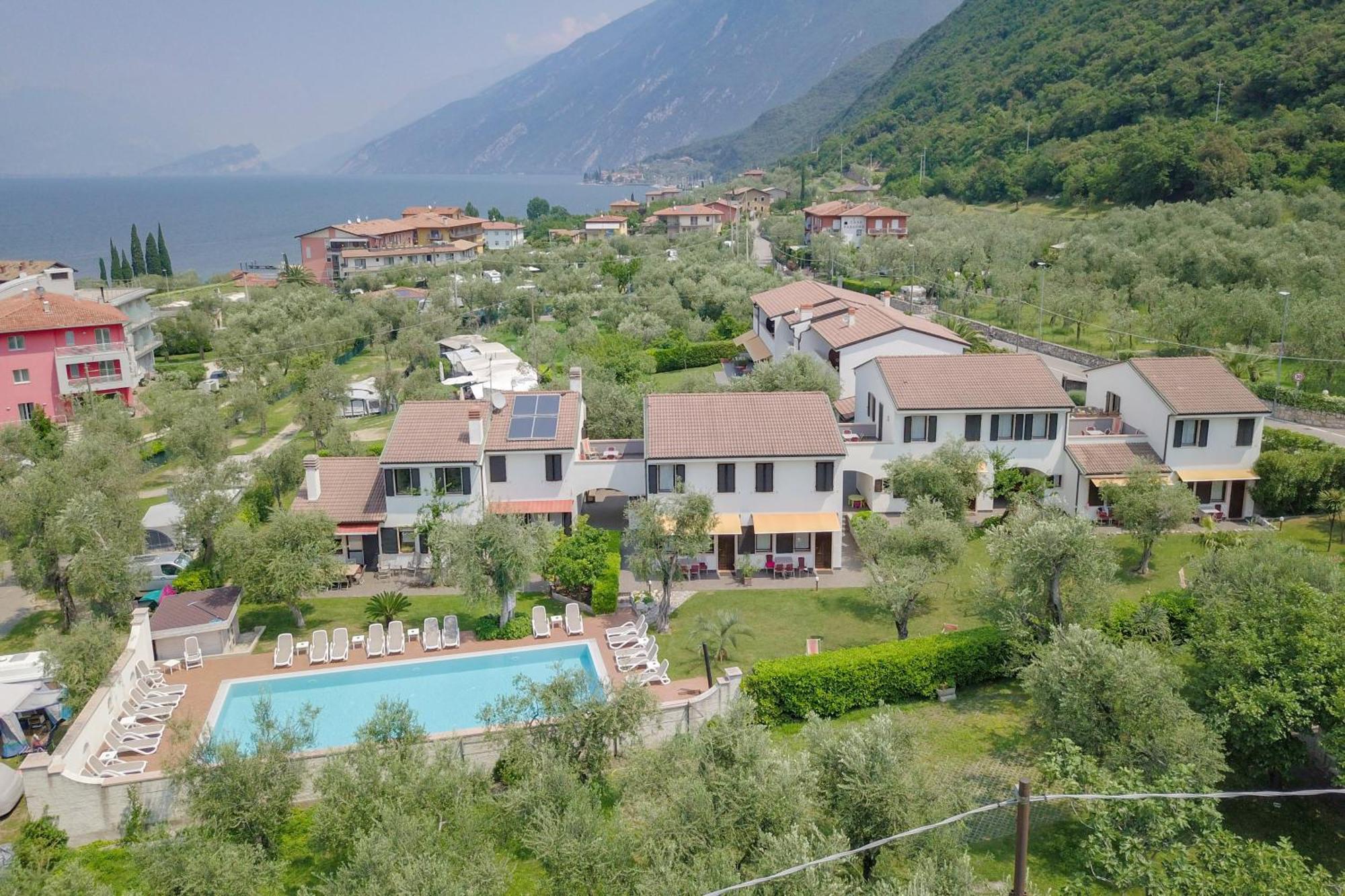 Aparthotel Alesi 3*